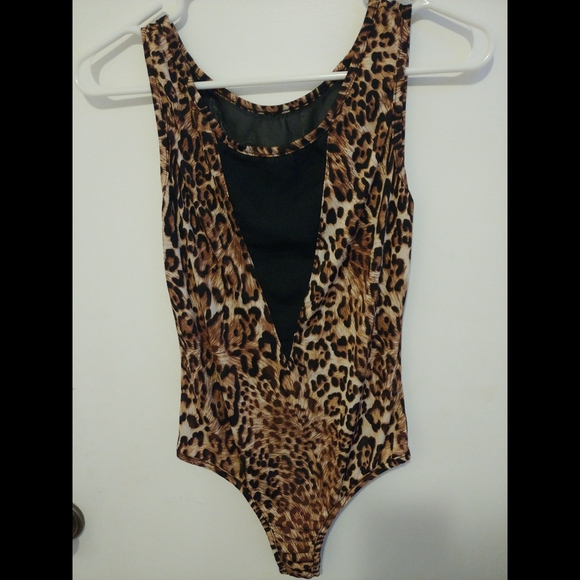 Leopard Bodysuit - Picture 2 of 5